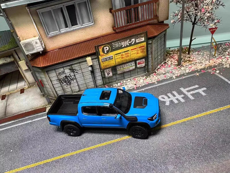 Diecast Unique UM 1:64 Scale Tacoma Alloy Car Model Classics Adult Souvenir Gift Static Display