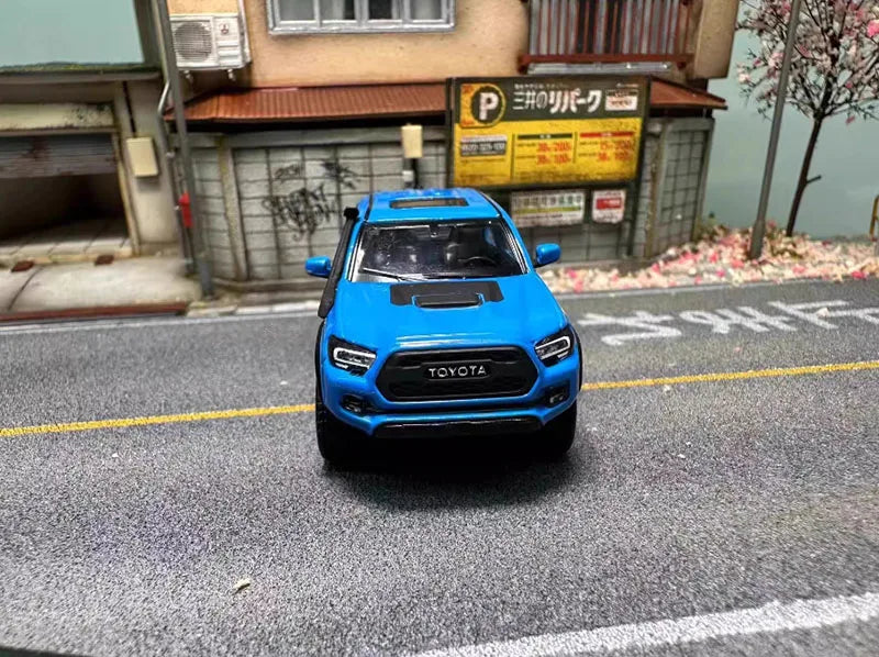 Diecast Unique UM 1:64 Scale Tacoma Alloy Car Model Classics Adult Souvenir Gift Static Display
