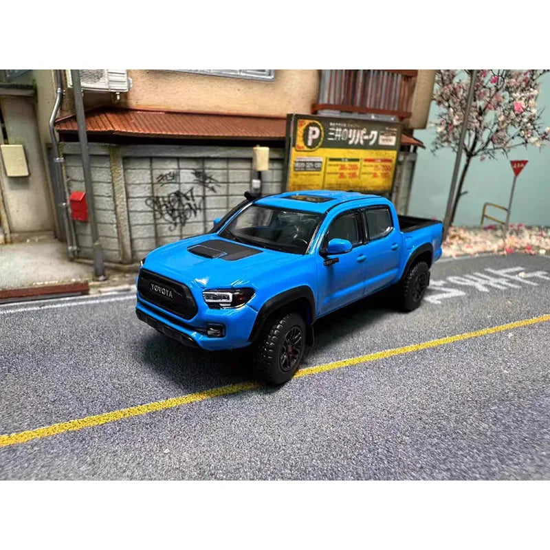 Diecast Unique UM 1:64 Scale Tacoma Alloy Car Model Classics Adult Souvenir Gift Static Display